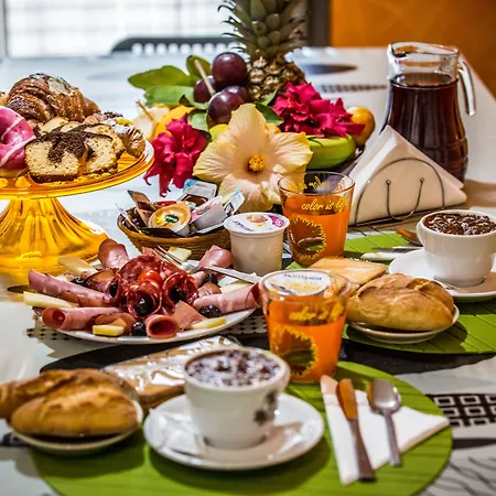 Pepito ベッド・アンド・ブレックファスト チェファル